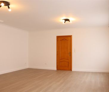 Verrassend ruime 4 slaapkamerwoning met tuin voor maximum 1 jaar. - Foto 5
