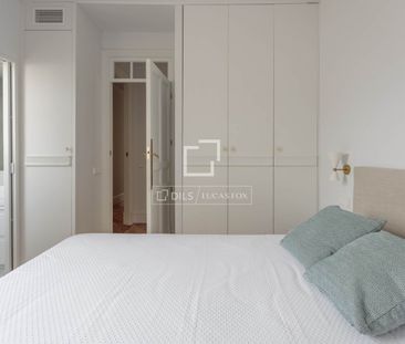Excellent 4 Bedroom penthouse with 24m² terrace for rent in Justici... - Photo 2