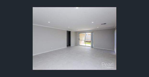 Sit back and relax - Coastal living at a breeze - Photo 1