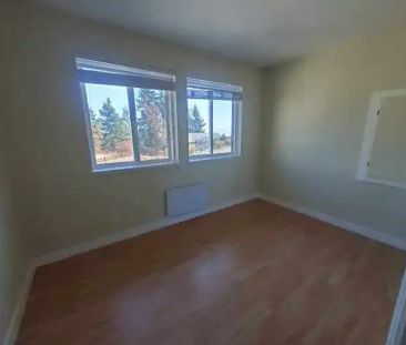 *First Month's Free* OCEAN VIEW 3 bedroom above ground suite for re... - Photo 1