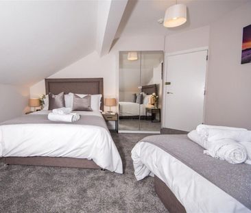 3, 74 University Street, Belfast, BT7 1HB - Photo 3