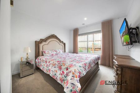 “Spacious family home near all amenities!” - Photo 5