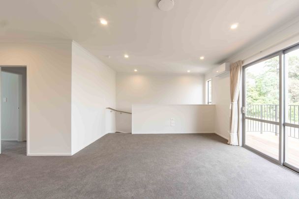 Brand New 3-Bedroom Townhouses in Central Location - Photo 1