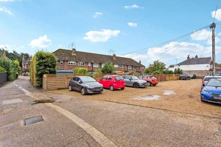 Little Boltons, Station Road, Marlow, Buckinghamshire, SL7 - Photo 5