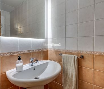 Townhouse in Calahonda - Photo 1