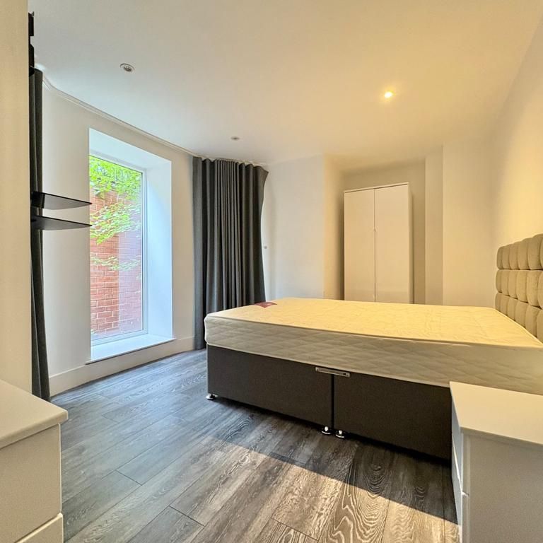 2 bedroom flat to rent - Photo 1