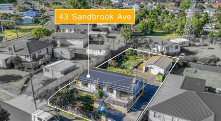 Renovated home Otara with Utility rooms - Photo 2