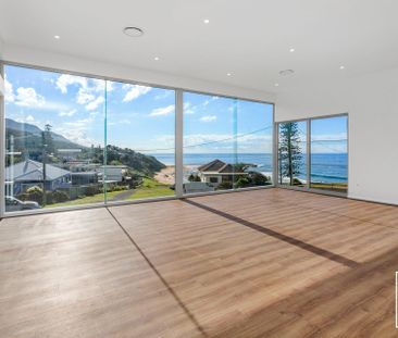 Luxury Coastal Living In Coledale - Photo 6