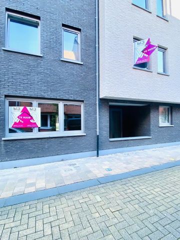 Appartement met 1 slaapkamer, terras met tuin en autostaanplaats - Foto 3