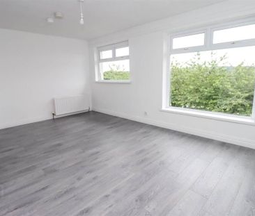 8 Cairnsmore Walk, Dundonald, Belfast, BT16 2SD - Photo 1