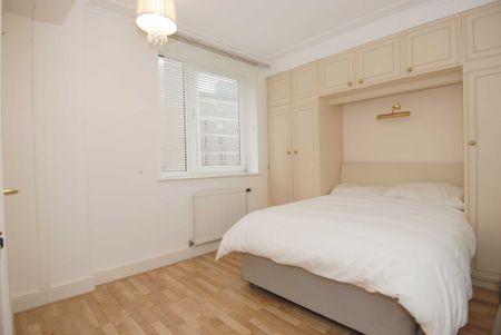 Chelsea Cloisters, Sloane Avenue, London, SW3 3EL - Photo 3