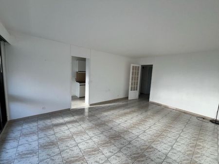 APPARTEMENT T3 A LOUER A ROANNE CENTRE - Photo 4