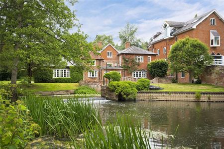 A beautiful Georgian Mill House with rural views. - Photo 3