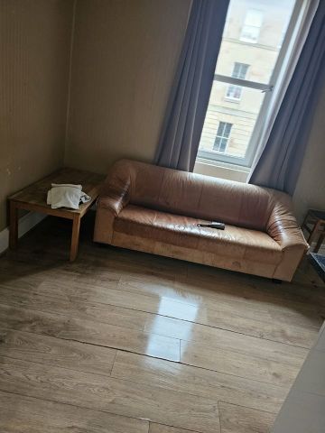 2 Bed Flat, West Newington Place, EH9 - Photo 2