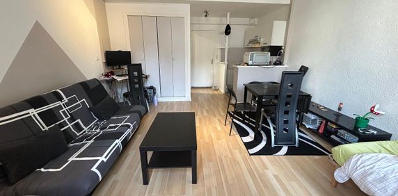 Location Appartement 1 pièce 28m² POITIERS 86000 - Photo 2