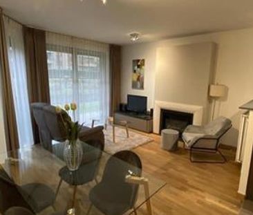 Proche de la Maison Communale, beau rez-de-chaussée meublé de 2 cha... - Foto 2