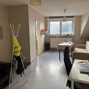 - GENT - Appartement met 1 slpk en garage - Photo 2