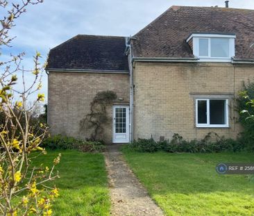 3 bedroom semi-detached house to rent - Photo 5