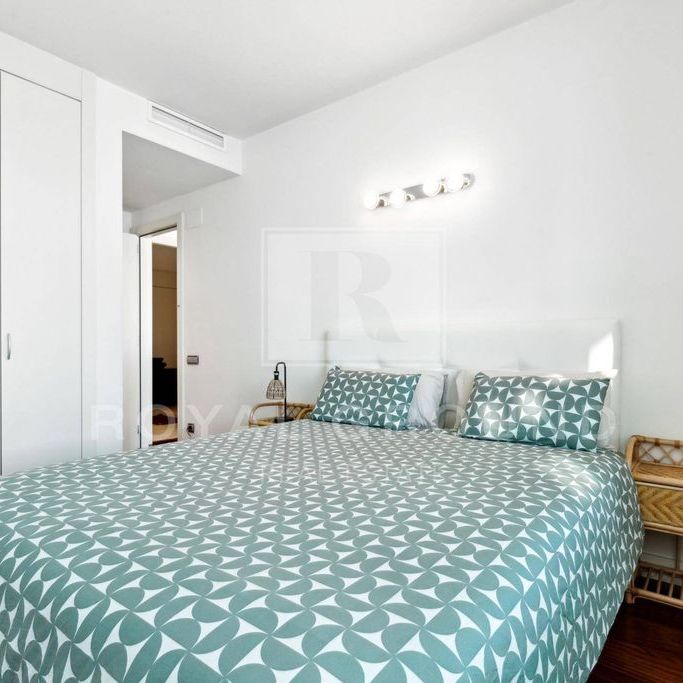 Luxury penthouse for rent in Barcelona, Catalonia - Photo 1