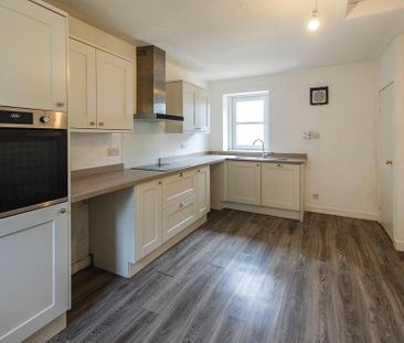 3 bedroom apartment to rent - Photo 5