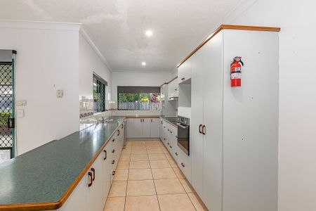 11 Columbine Court, Kirwan - Photo 5