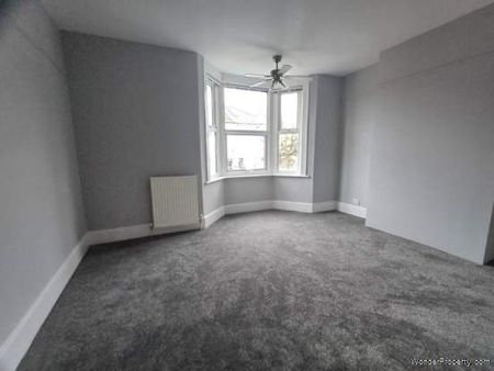 3 bedroom property to rent in London - Photo 5