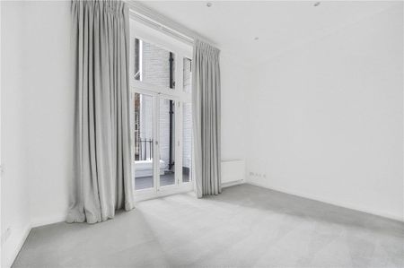 A spacious one double bedroom flat situated on the first floor of this period redbrick building on the Knightsbridge & Chelsea borders. Tenancy Length: Minimum 12 months EPC rating C | Council Tax Band D - Photo 2