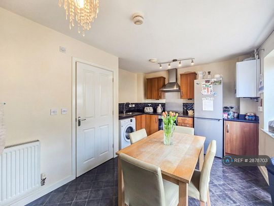3 bedroom terraced house to rent - Photo 1