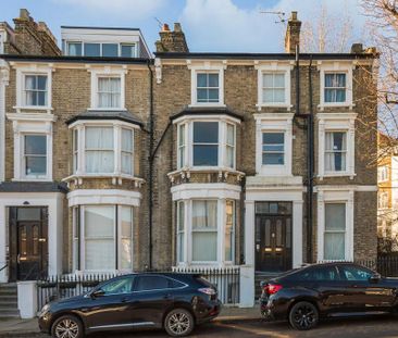 3 bedroom maisonette to rent - Photo 3
