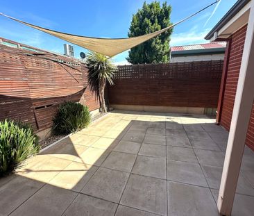 Two Bedroom Townhouse - Great Location - Photo 2