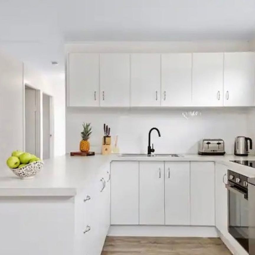 52 Poplar Street, Cooee Bay, Qld 4703 - Photo 1