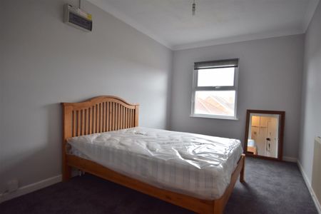 Gladstone Road, Linden - Photo 2