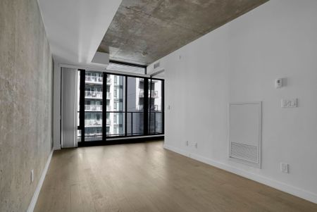 For Lease - 111 Bathurst Street Unit# 1118, Toronto, Ontario - Photo 2