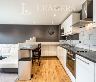 2 bedroom apartment to rent The Crescent, Gunwharf Quays, Portsmout... - Photo 1