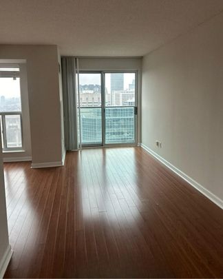 For Lease - 8 Park Road Unit# 2809, Toronto, Ontario - Photo 1