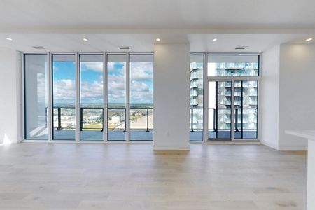 For Lease - 8960 Jane Street Unit# LPH106, Vaughan, Ontario - Photo 3