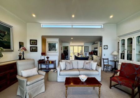 Modern Waterfront Living - Photo 3