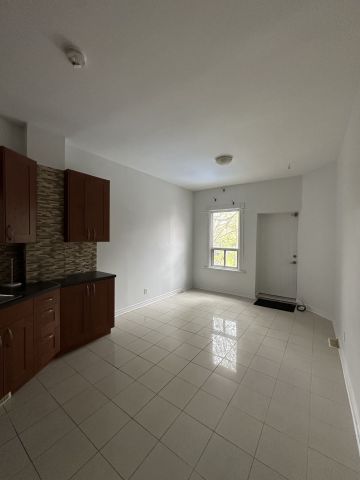 For Lease - 1504 Queen Street Unit# 2B, Toronto, Ontario - Photo 4