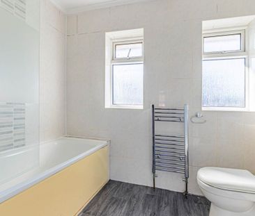 3 bed Terraced for rent - Photo 1