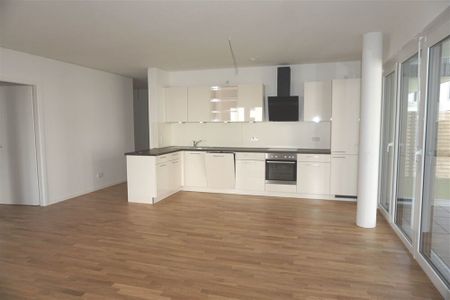 Toplage an der Mosel: Stilvolle 3-Zimmer-Wohnung mit EBK und großzügiger Terrasse - Photo 3