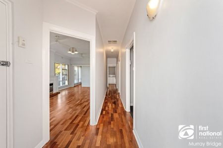 Entertainer's Dream with Ample Shedding - Photo 5