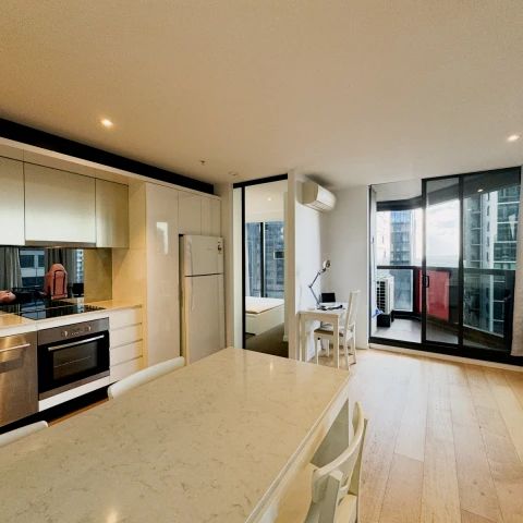 4111/ 33 Rose Lane, Melbourne - Photo 1