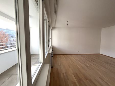 Modernes Innenstadtappartement mit Innenhof-Loggia in 1010 Wien - Photo 3