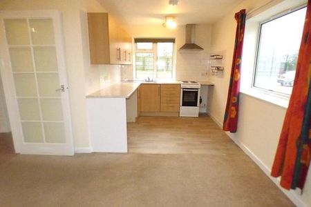 2 bedroom bungalow to rent - Photo 5