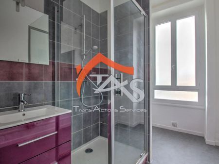 Location Appartement 2 pièces 50 m2 à Saint-Chamond - Photo 2