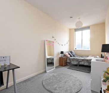 3 Bed Flat, Norfolk Barracks, S2 - Photo 3