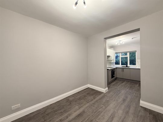 Ladysmith Road, London N17 - Photo 1