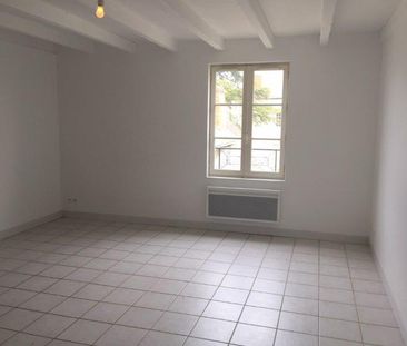 Location Appartement 2 pièces 48m² SAUMUR 49400 - Photo 6