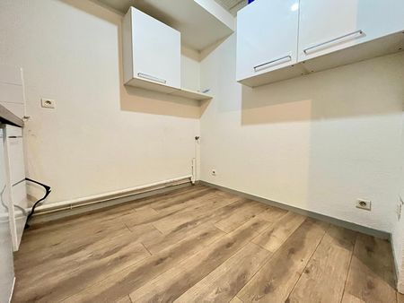 Location Appartement 2 pièces 46m² NANTES 44000 - Photo 5