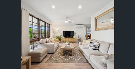 IMPRESSIVE HOME IN BOAMBEE EAST - Photo 4